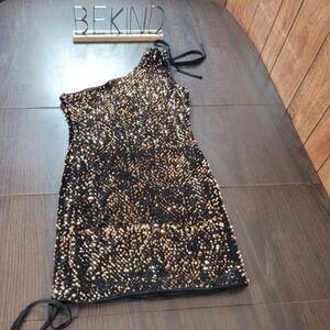 Fiestar Black & Gold One-Shoulder Sequin Mini Dress Small